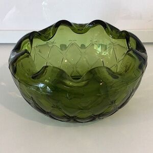 Vintage Indiana Glass Company Mid century avocado Green Glass Decorative Bowl